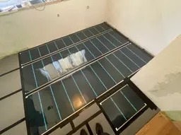 Mieszkanie w Warszawie, folie grzewcze