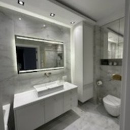 Good Job Andrii Muraviov - Łazienki Warszawa