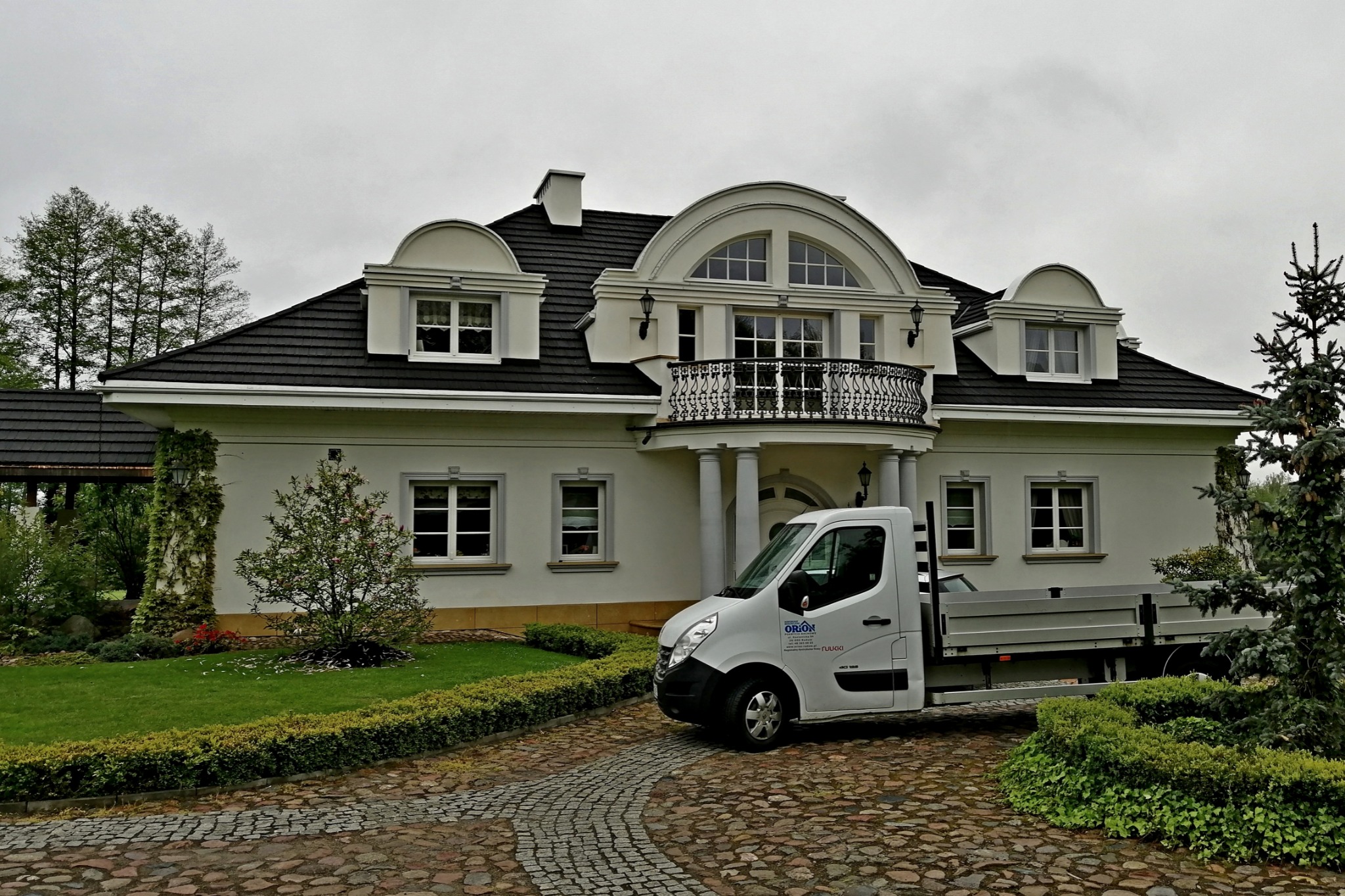 Dachówka stalowo-ceramiczna Gerard Corona.