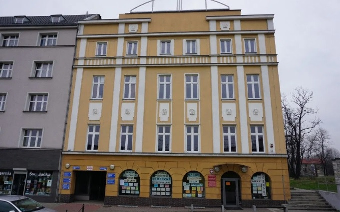 kamienica na pl. Dworcowym, Zabrze, aktualna