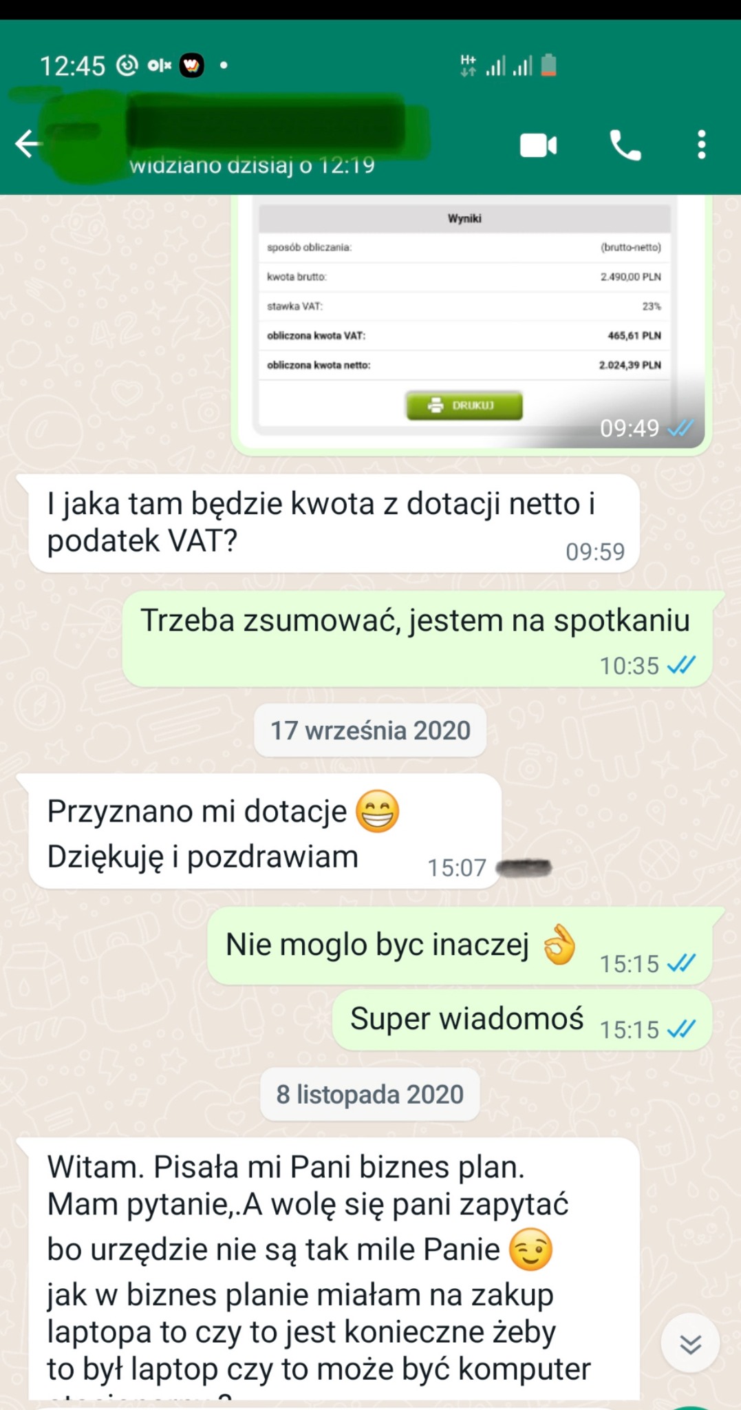 Zrzut ekranu konwersacji na komunikatorze z informacją o przyznanych środkach i wyliczeniami kwoty dotacji brutto i netto.