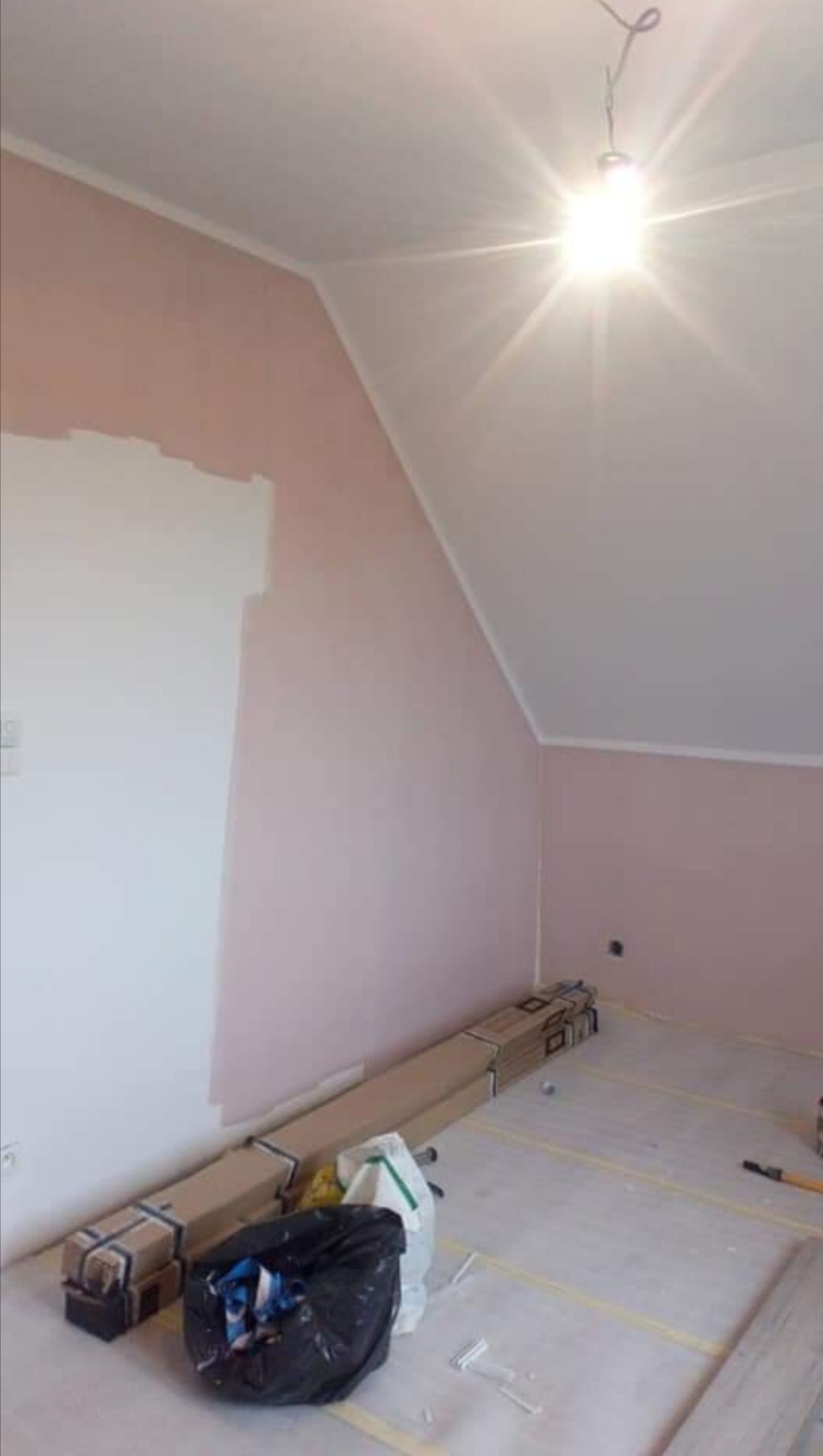 Końcowy etap renowacji pokoju