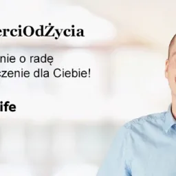 Uśmiechnięty doradca MetLife zachęca do kontaktu w sprawie ubezpieczenia na życie, hashtag #EksperciOdŻycia.