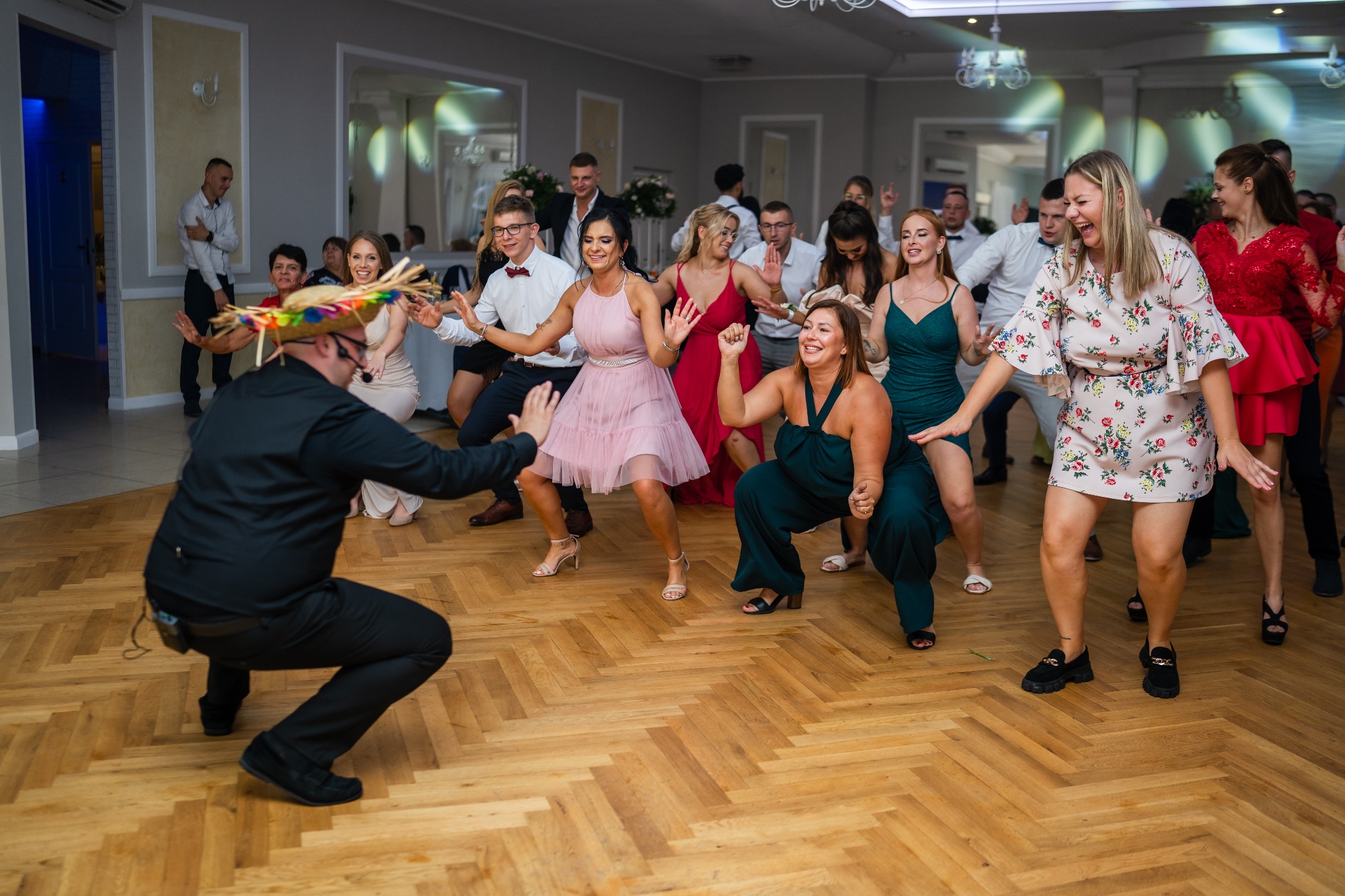 Czy możecie zaproponować własną listę utworów? Oczywiście! Tworzymy playlisty w oparciu o Wasze preferencje