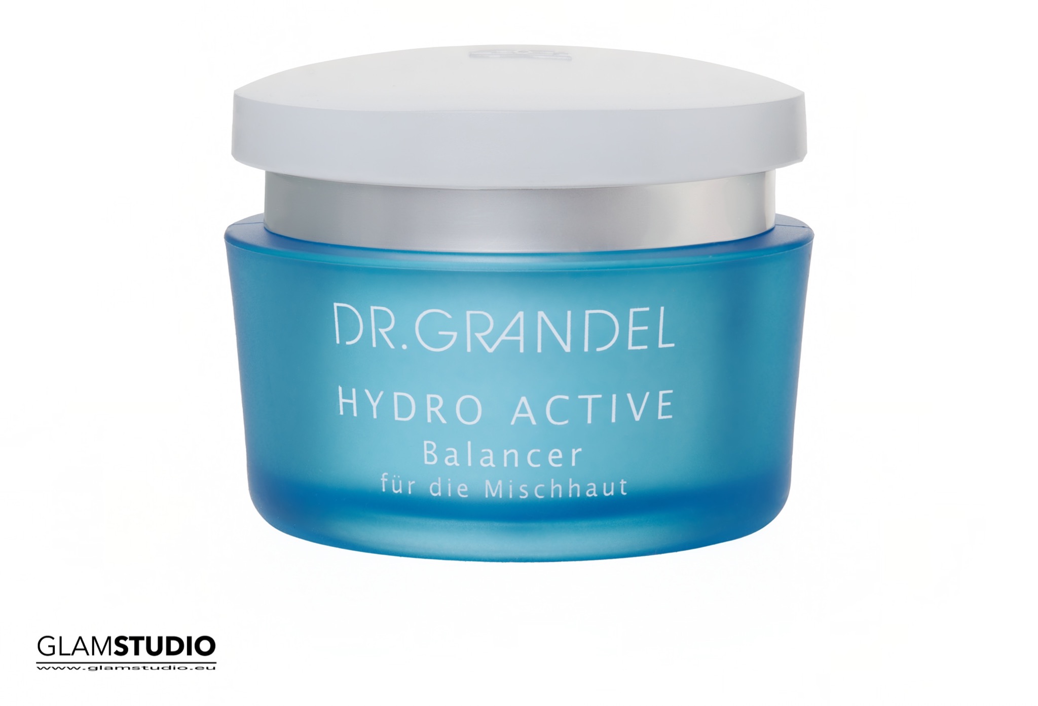Pojemnik z niebieskiego, matowego szkła z kremem Dr. Grandel Hydro Active Balancer, z białą nakrętką, na białym tle, oświetlony studyjnie.