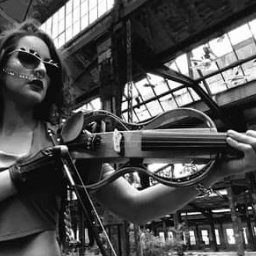 Mocne brzmienia i odważne stylizacje