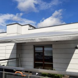 Max Effect Service-Studio Wiesław Listowski - Markiza tarasowa Family Evo z napędem elektrycznym sterowanym radiowo.