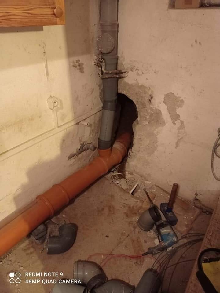 Kopanie i podłączanie kanalizacji