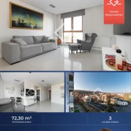 Jasne, nowoczesne wnętrze mieszkania z szarą sofą, fotelem i obrazem z motywem morskim. Widok na miasto z okna. Informacje o ofercie: powierzchnia 72,30 m2, 3 pokoje. Kontakt do agenta nieruchomości.
