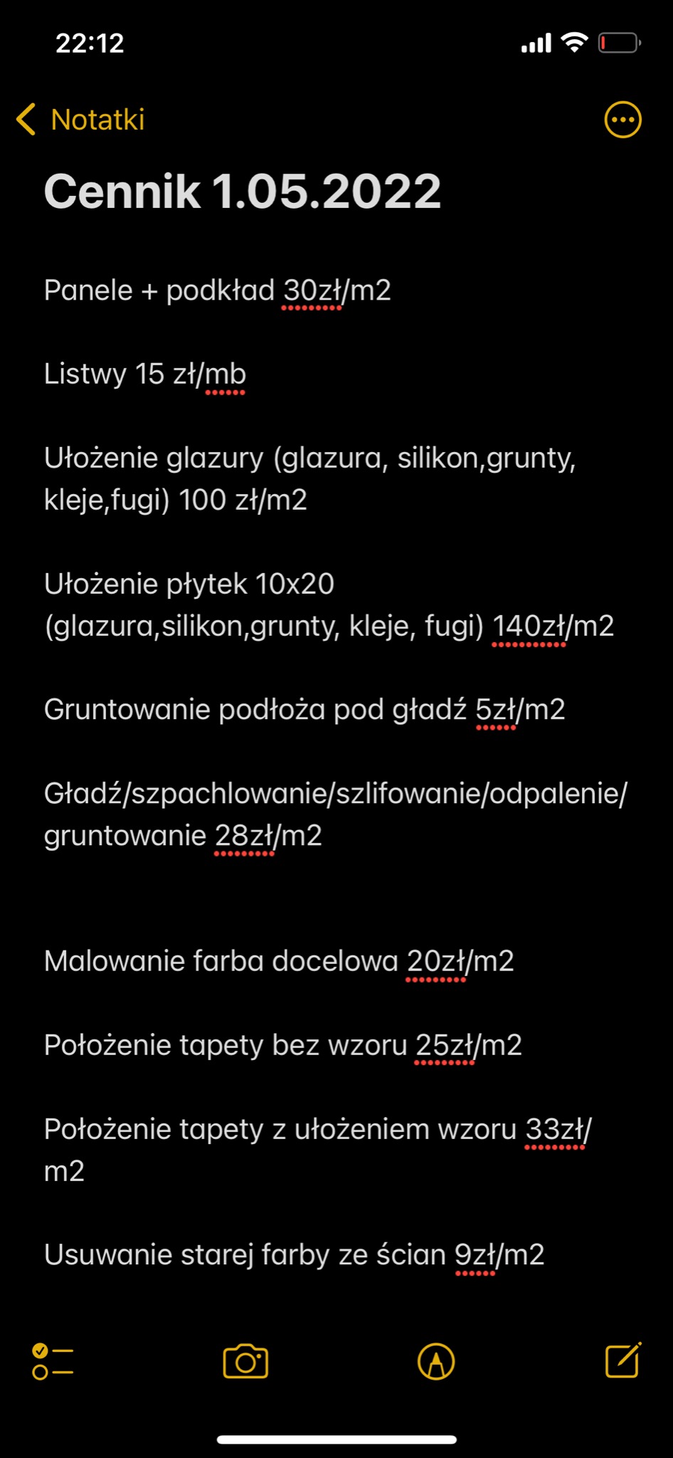 Zrzut ekranu notatki z telefonu z cennikiem usług remontowych, zawierającym ceny za układanie paneli, listew, glazury, płytek, gruntowanie, gładź, malowanie i tapetowanie.