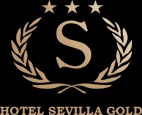 Złote logo z literą 'S' w wieńcu laurowym, zwieńczone trzema gwiazdami, poniżej napis 'HOTEL SEVILLA GOLD' na czarnym tle.