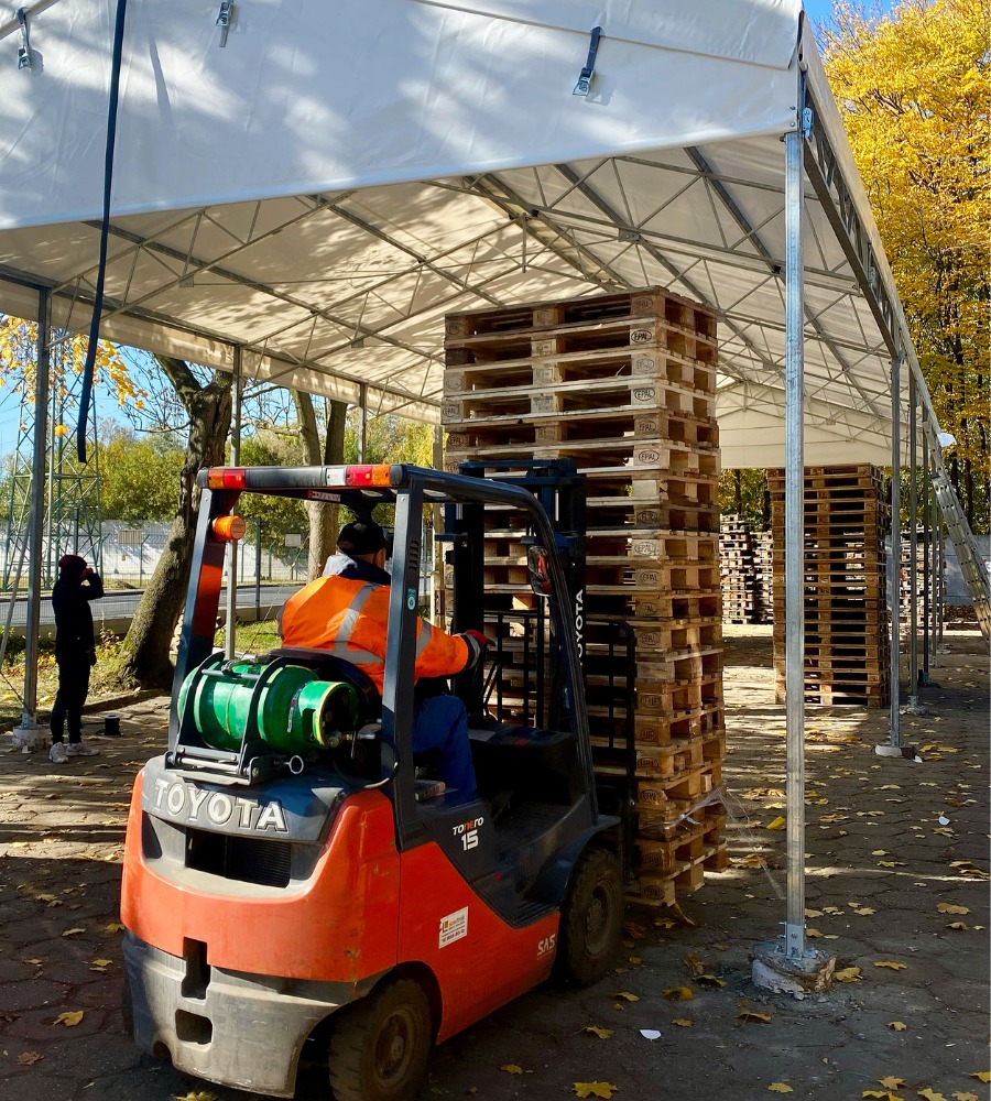 Dostarczamy suche i czyste europalety.