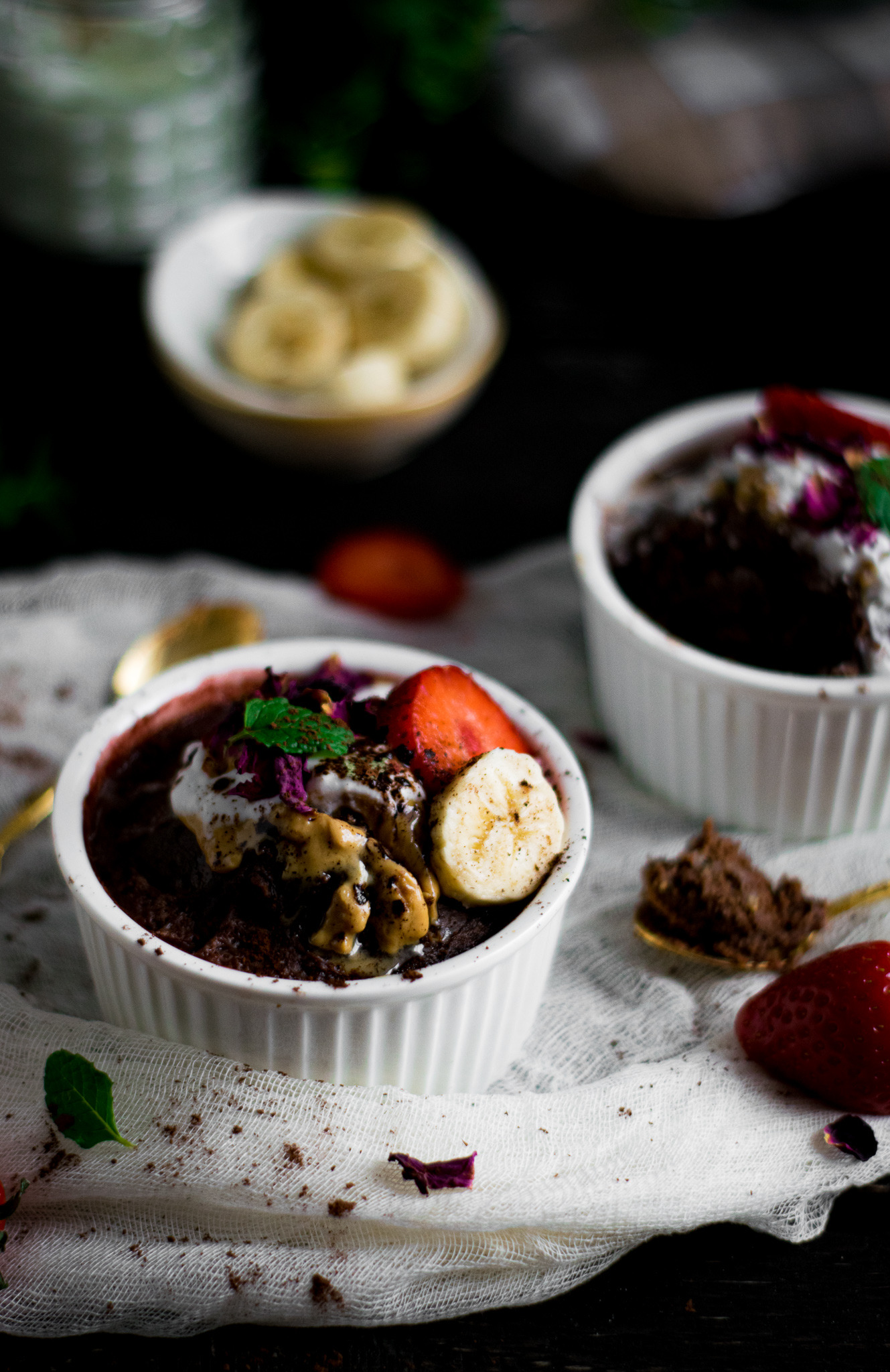 Pieczona owsianka z truskawkami i bananem