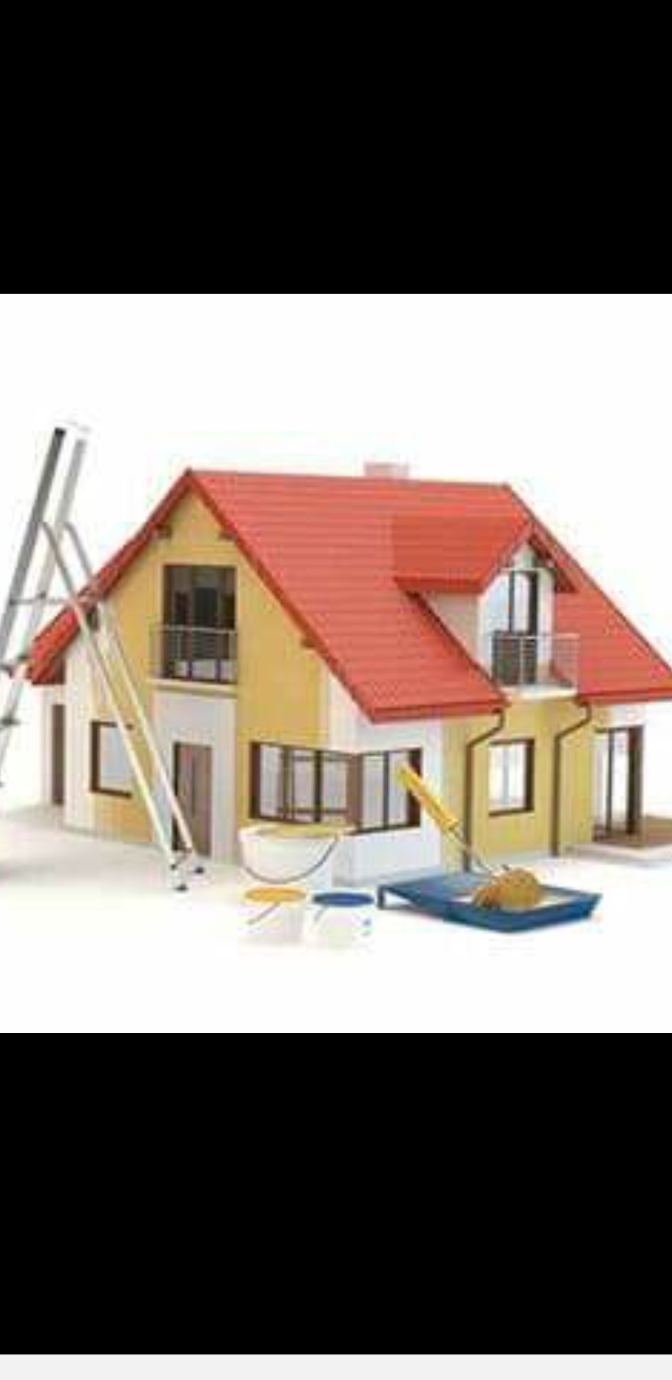 Model domu z czerwonym dachem, żółtymi ścianami, drabiną opartą o ścianę, kuwetą malarską z wałkiem i dwoma wiadrami farby, na białym tle.
