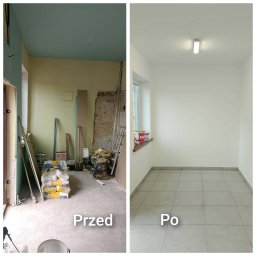B&H INVEST SPÓŁKA Z OGRANICZONĄ ODPOWIEDZIALNOŚCIĄ - Porównanie 'przed i po' remontu pokoju: od surowych ścian z workami gipsu do gładkich, pomalowanych na biało ścian i jasnej podłogi z płytek.