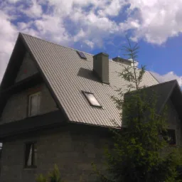 Wykonanie wymiany pokrycia dachu, wraz z foliowa.