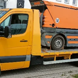 Transport samochodów Autolaweta Pomoc drogowa