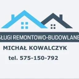 Logo firmy remontowo-budowlanej: Dwa niebiesko-szare domy z napisem 'Usługi remontowo-budowlane Michał Kowalczyk tel. 575-150-792'.