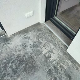 Układanie paneli Poznań 2