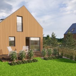 OGRODOWSKA Katarzyna Prokopiuk - Wizualizacja dwóch nowoczesnych domów szkieletowych z drewnianą elewacją, otoczonych zadbanym ogrodem z drewnianą balią, tarasem i dekoracyjnymi nasadzeniami.