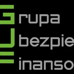 Logo firmy Grupa Ubezpieczeniowo Finansowa z zielonymi i szarymi kwadratami oraz szarym napisem na czarnym tle.