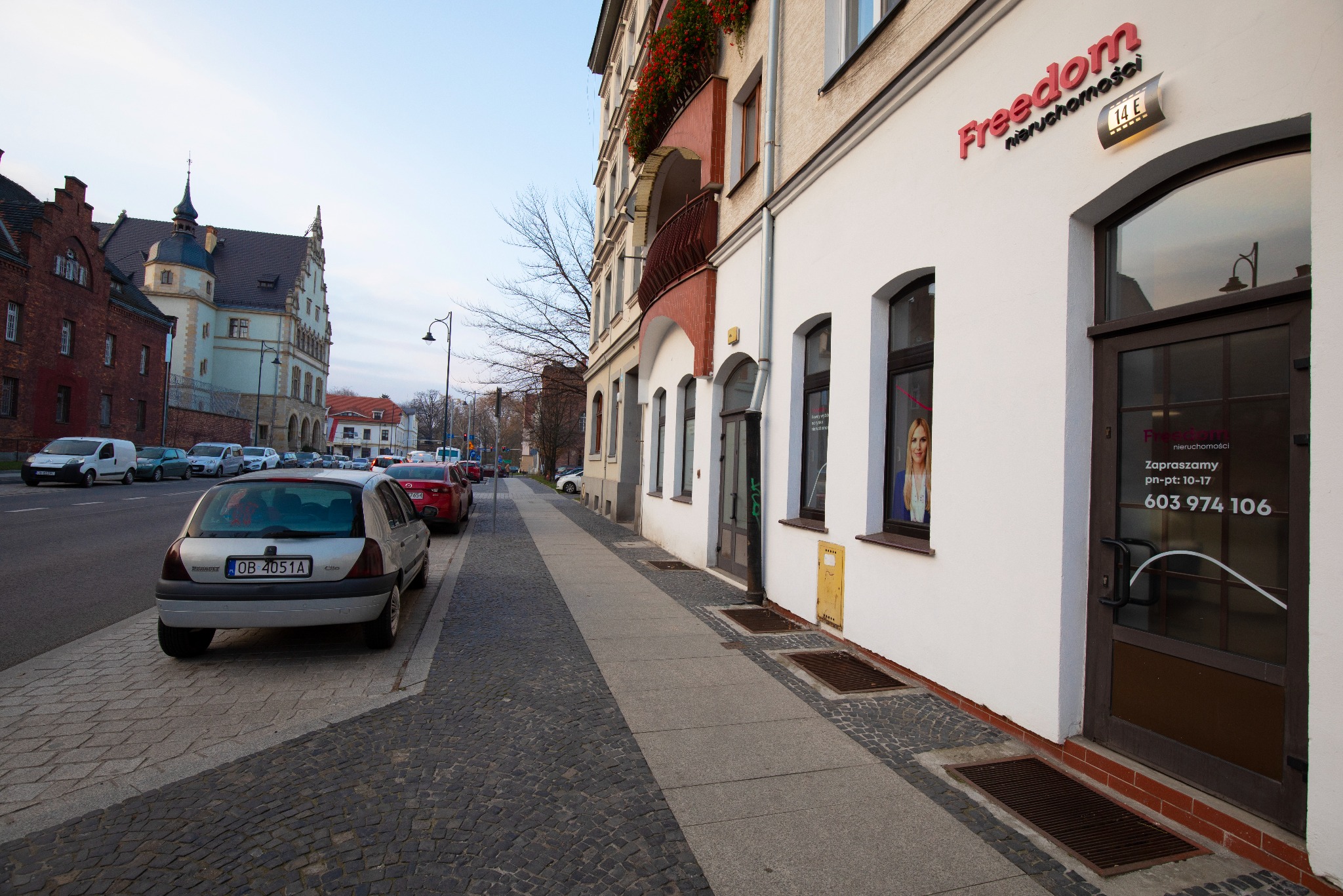 lokalizacja , Chrobrego 14e