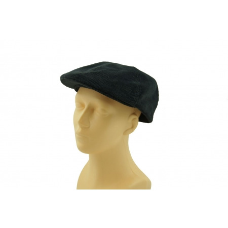 Czarna, sztruksowa czapka typu kaszkiet na beżowym manekinie głowy, ustawionym na białym tle.