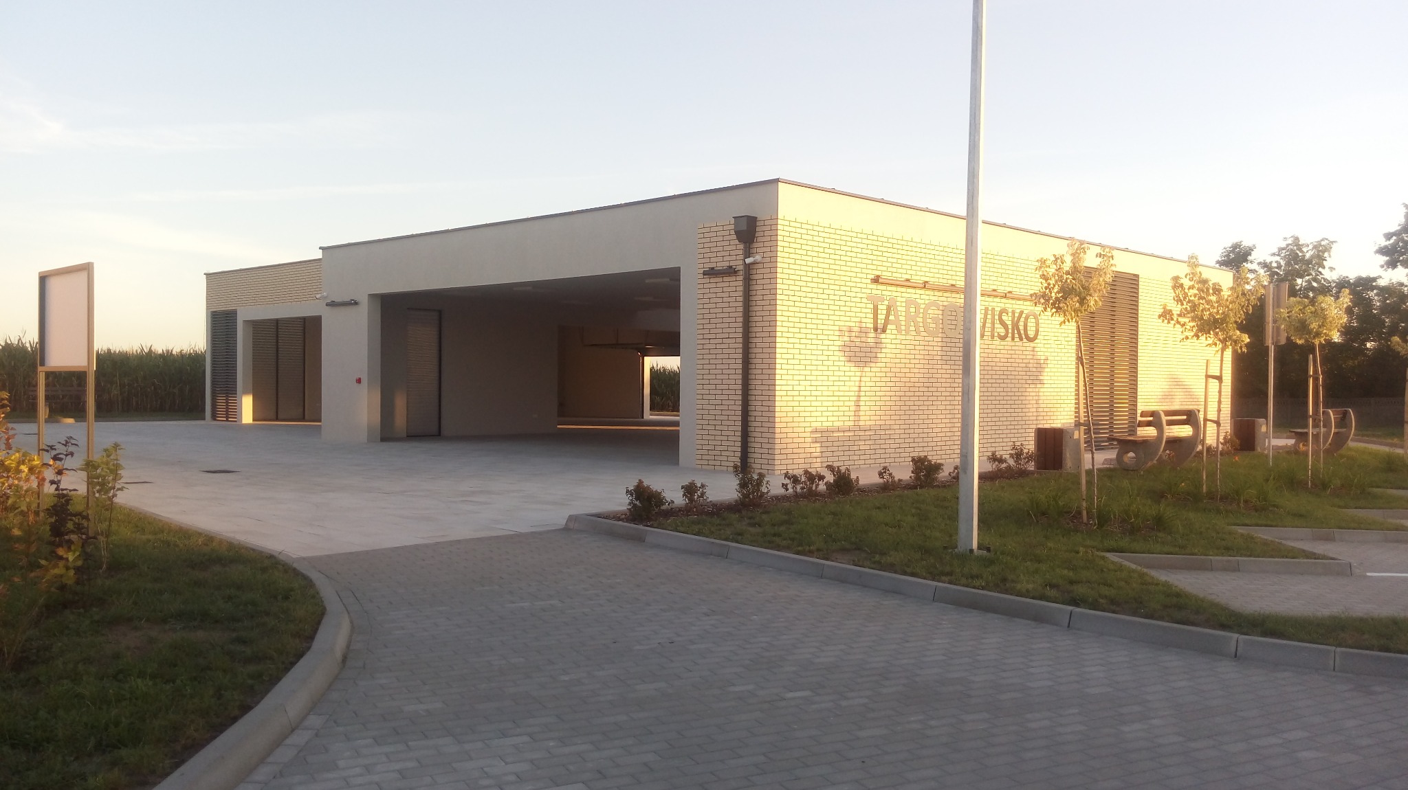 Hala targowiska w Jaraczewie - kierownik budowy