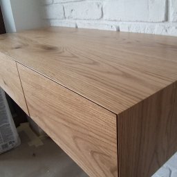 STOL-Design - Toaletka. Fornir dąb. Boki z blatem i frontem zamknięte na 45stopni.