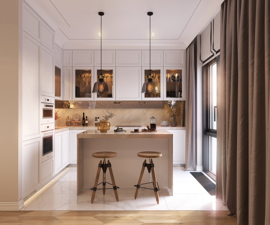 Jasna kuchnia z marmurową podłogą, wyspą z drewnianym blatem, hokerami z regulowaną wysokością i przeszklonymi szafkami wiszącymi z dekoracyjnymi przedmiotami.