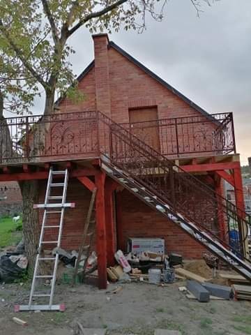 Klejona cegla cięta na elewacji