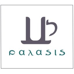 Logo greckiej kawiarni "Palasis" stworzone z liter greckiego alfabetu. Sygnet przedstawia kubek kawy z uchwytem. Napis stworzony z liter greckich - w języku greckim nie ma on znaczenia, ma tylko kreować polski napis słowa PALASIS. 