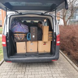 Samochód załadowany - kurs do Frankfuru nad Menem 