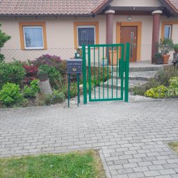 Przed domem Oława