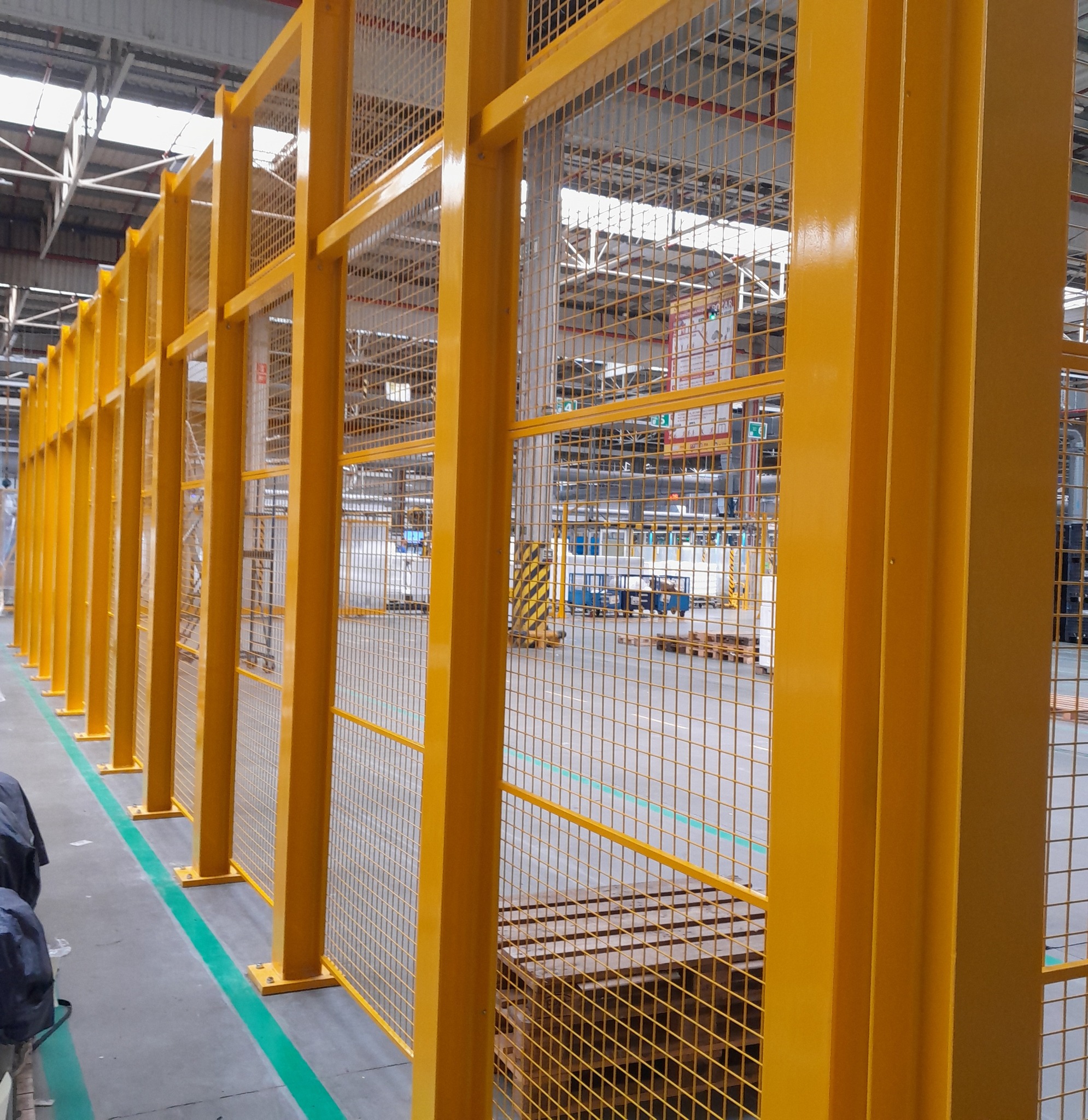 Wygrodzenie strefy magazynowej