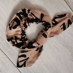 Scrunchies z dzianiny