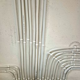 Prowadzenie przewodów 