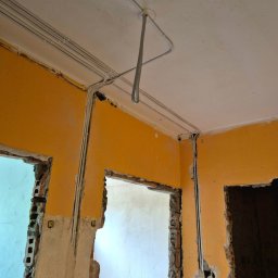 Prowadzenie przewodów 