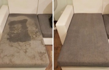 Porównanie stanu siedziska sofy przed i po czyszczeniu: po lewej widoczne wyraźne, ciemne plamy i zabrudzenia, po prawej czyste, szare obicie bez śladów zanieczyszczeń.