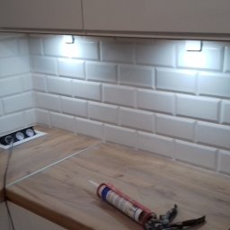 Układanie paneli Bytom 2