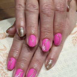Manicure i pedicure Luboń 2