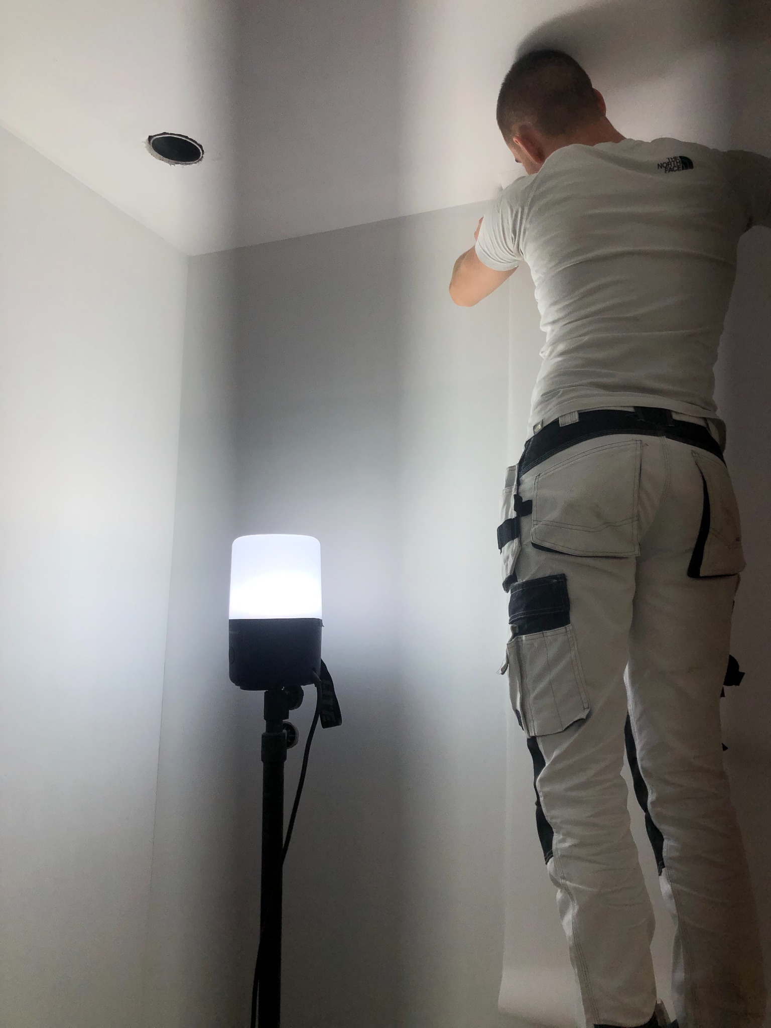 Klejenie tapet typu Systexx