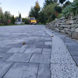 Podjazd do domu jednorodzinnego