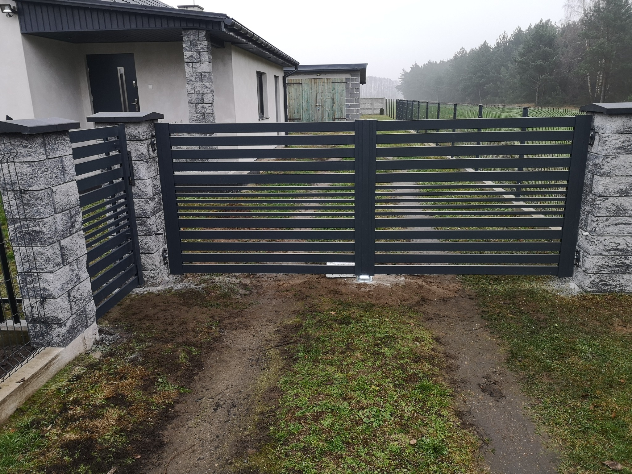 Brama dwuskrzydłowa, wersja DG 02,