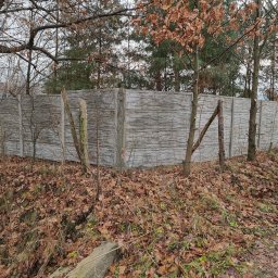 Mur betonowy montaż systemowy 