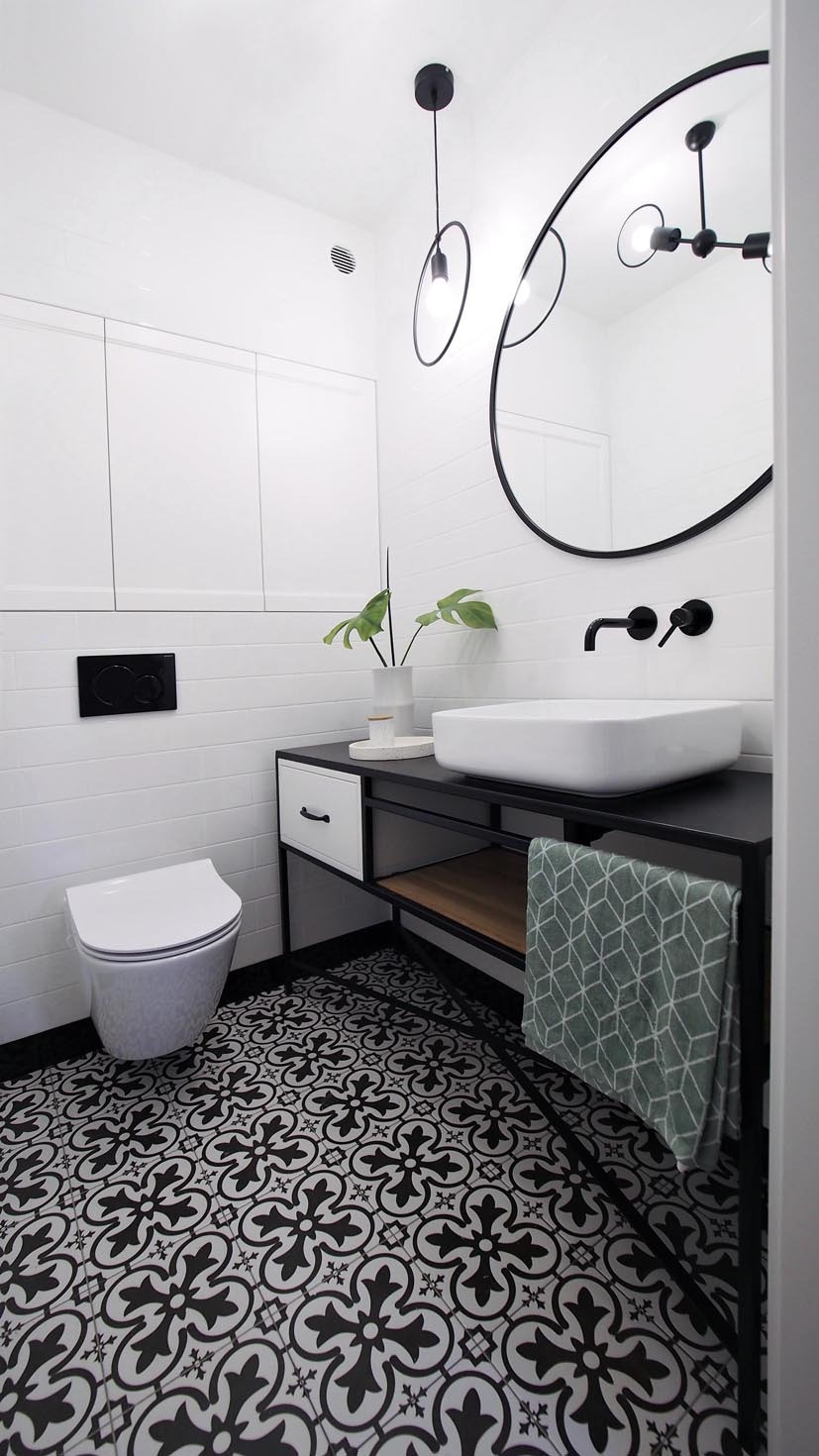 wc z konsolą w stylu loft