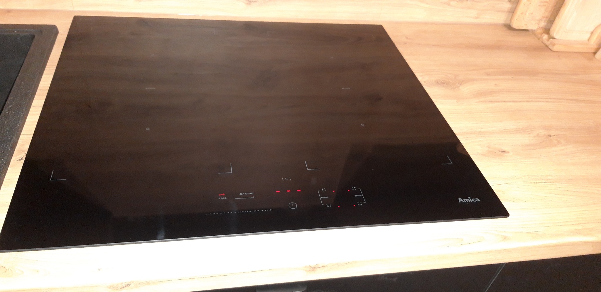 Montaż płyty indukcyjne