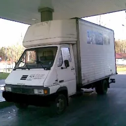 Transport towarów + załadunek i rozładunek