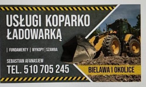 Reklama usług koparko-ładowarką z numerem telefonu, nazwą firmy i informacją o obszarze działania - Bielawa i okolice. Na grafice widoczna koparko-ładowarka na tle wykopu.