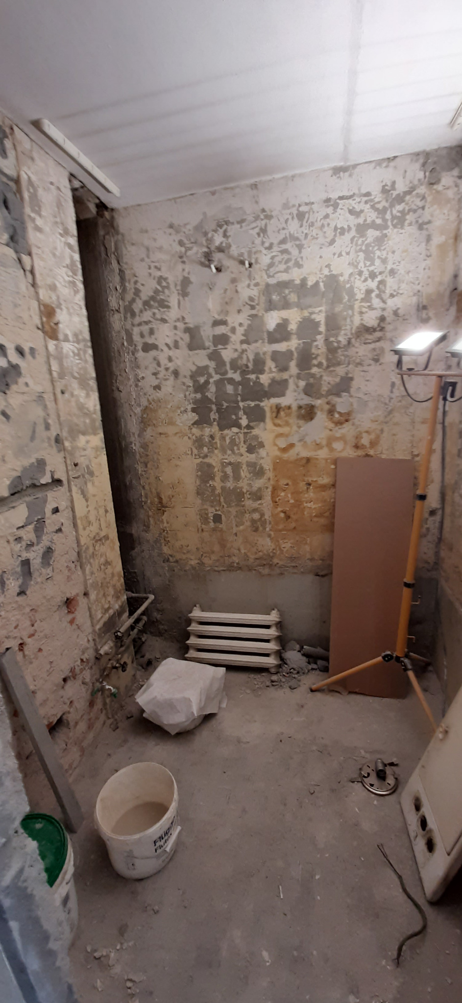 łazienka przed remontem